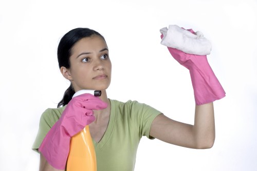 Reliable cleaner in Belsizepark maintaining a clean office space